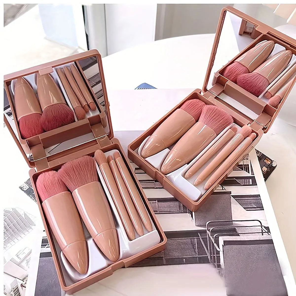 Travel-Ready Makeup Brush Set™
