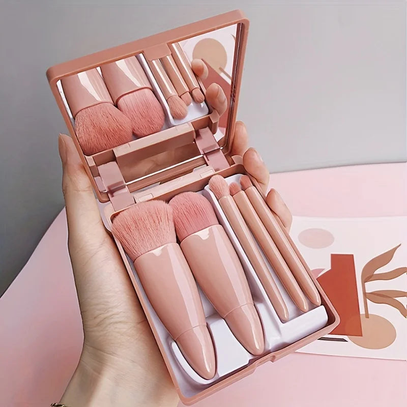 Travel-Ready Makeup Brush Set™